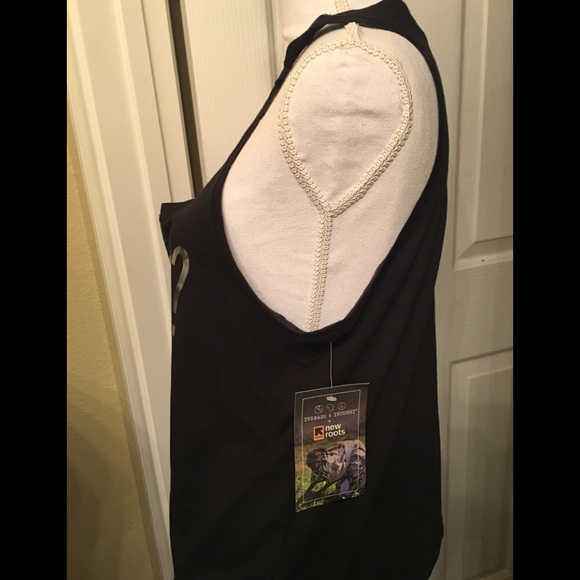 Got Posh Graphic Tee NEW Tank top Sz M - Picture 7 of 8